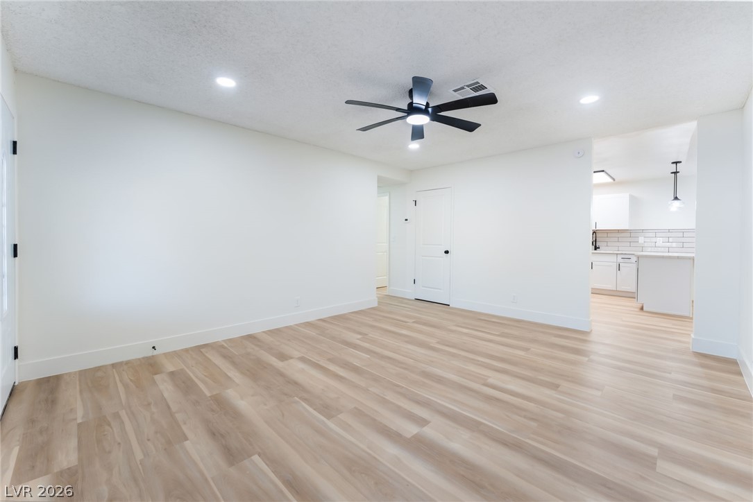 204 Samantha Street Las Vegas NV 89110