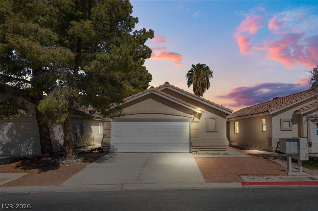 5320 Warhawk Avenue Las Vegas NV 89115