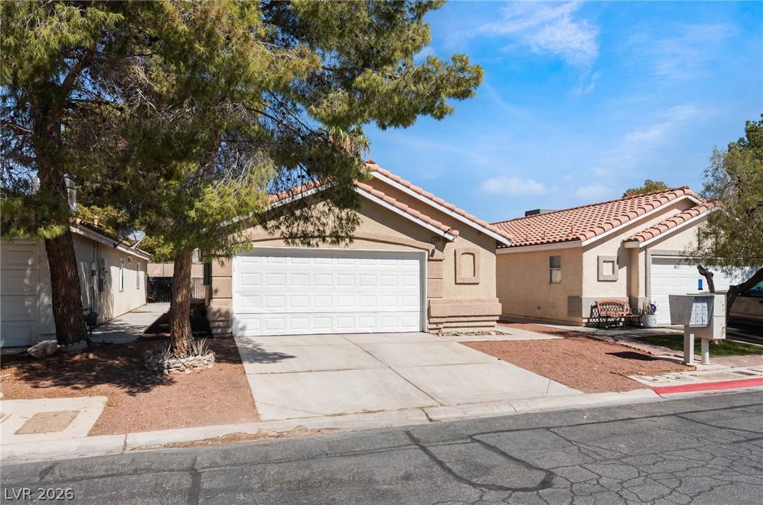 5320 Warhawk Avenue Las Vegas NV 89115