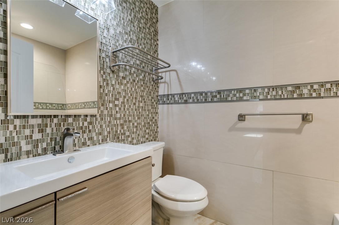 10019 La Cienega Street Las Vegas NV 89183