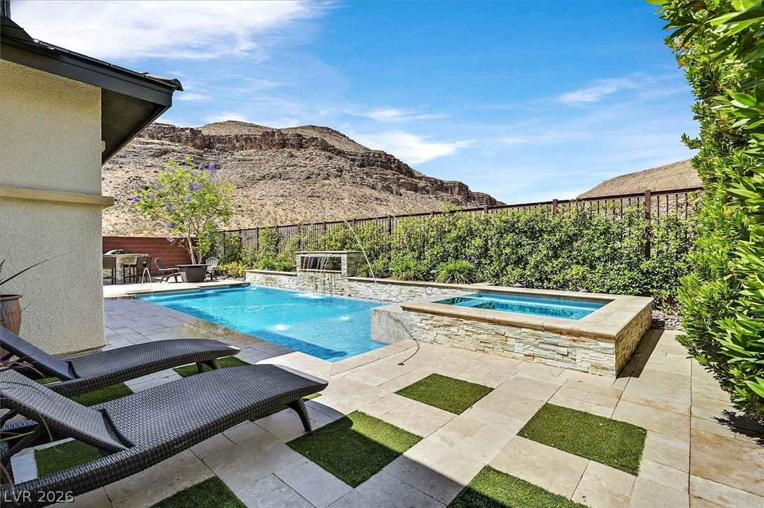 5881 Heaven View Drive Las Vegas NV 89135