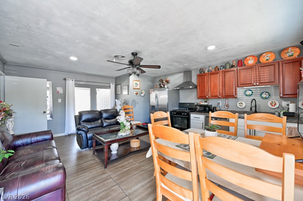 706 Lacy Lane Las Vegas NV 89107