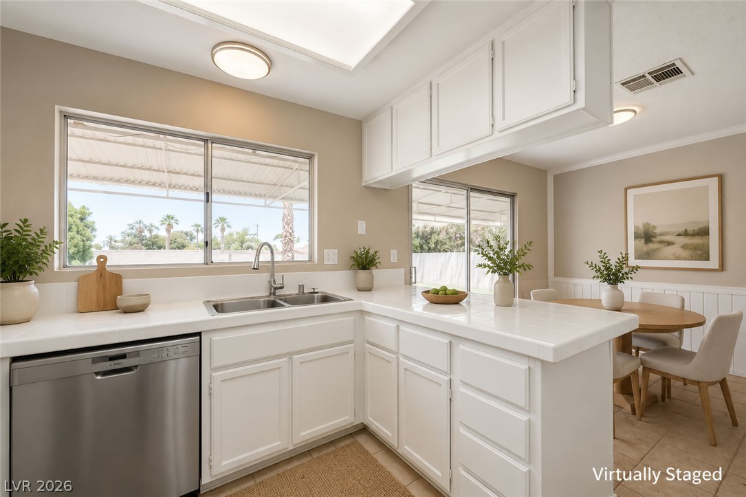 2414 Muirfield Avenue Henderson NV 89074