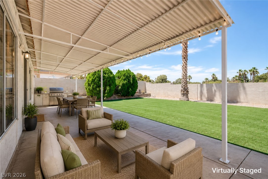 2414 Muirfield Avenue Henderson NV 89074
