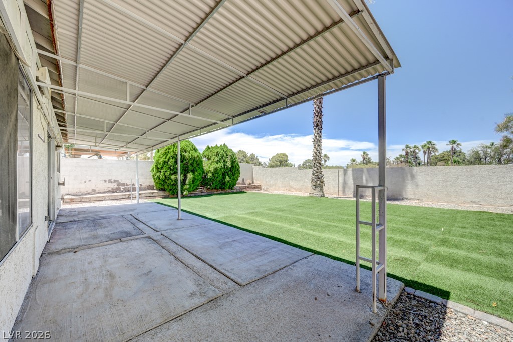 2414 Muirfield Avenue Henderson NV 89074