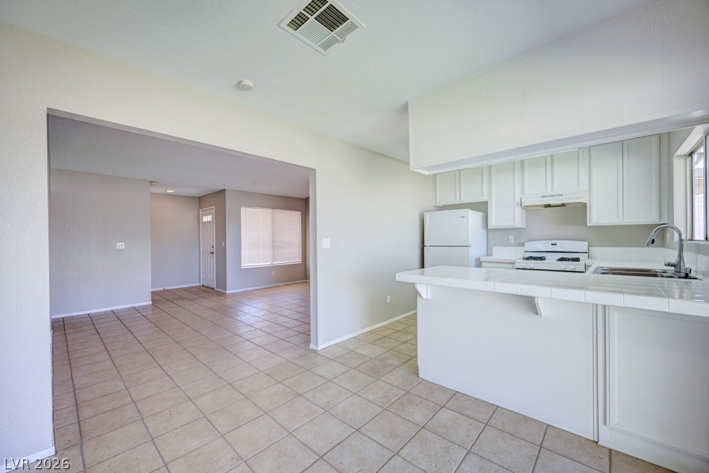 2414 Muirfield Avenue Henderson NV 89074
