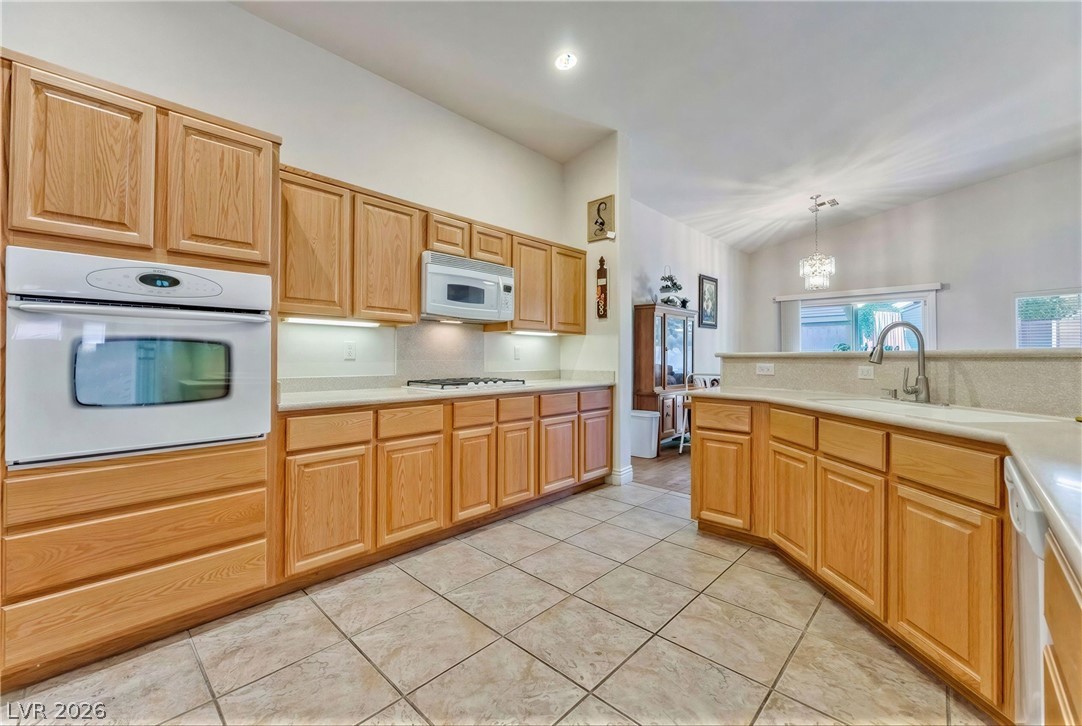6816 Hazelnut Garden Street Las Vegas NV 89131