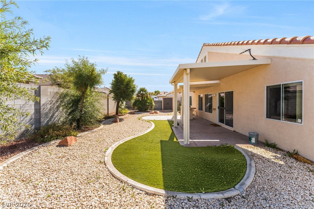 6816 Hazelnut Garden Street Las Vegas NV 89131
