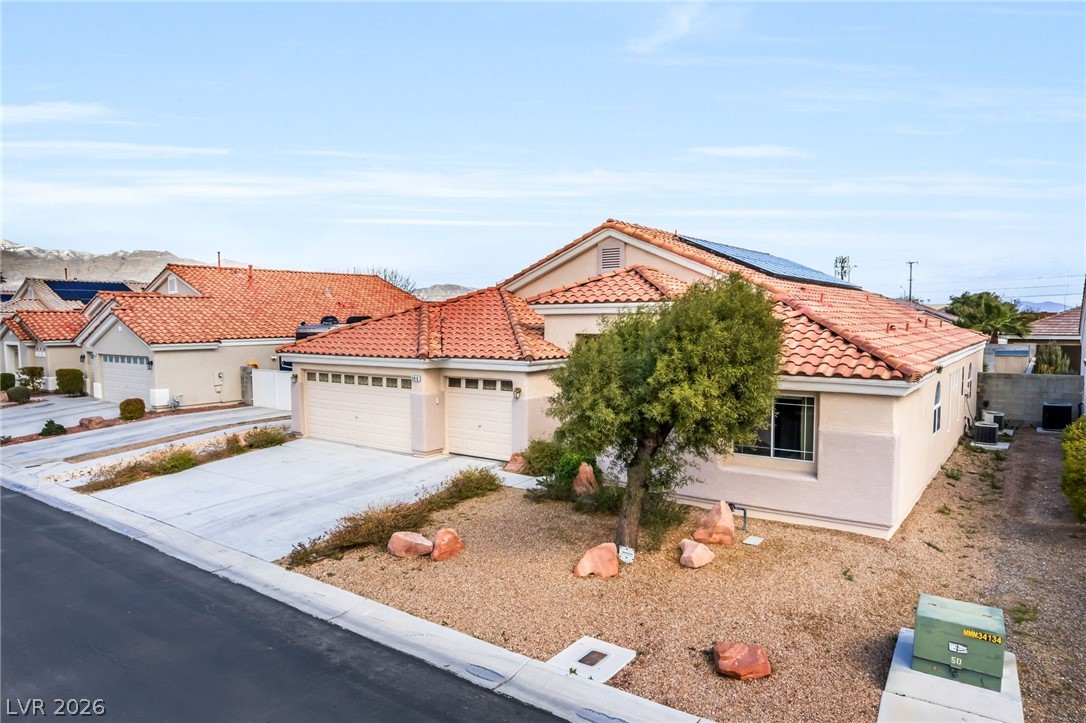 6816 Hazelnut Garden Street Las Vegas NV 89131