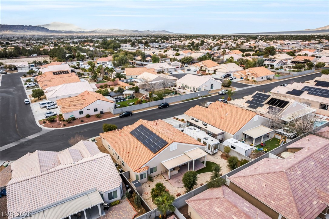 6816 Hazelnut Garden Street Las Vegas NV 89131