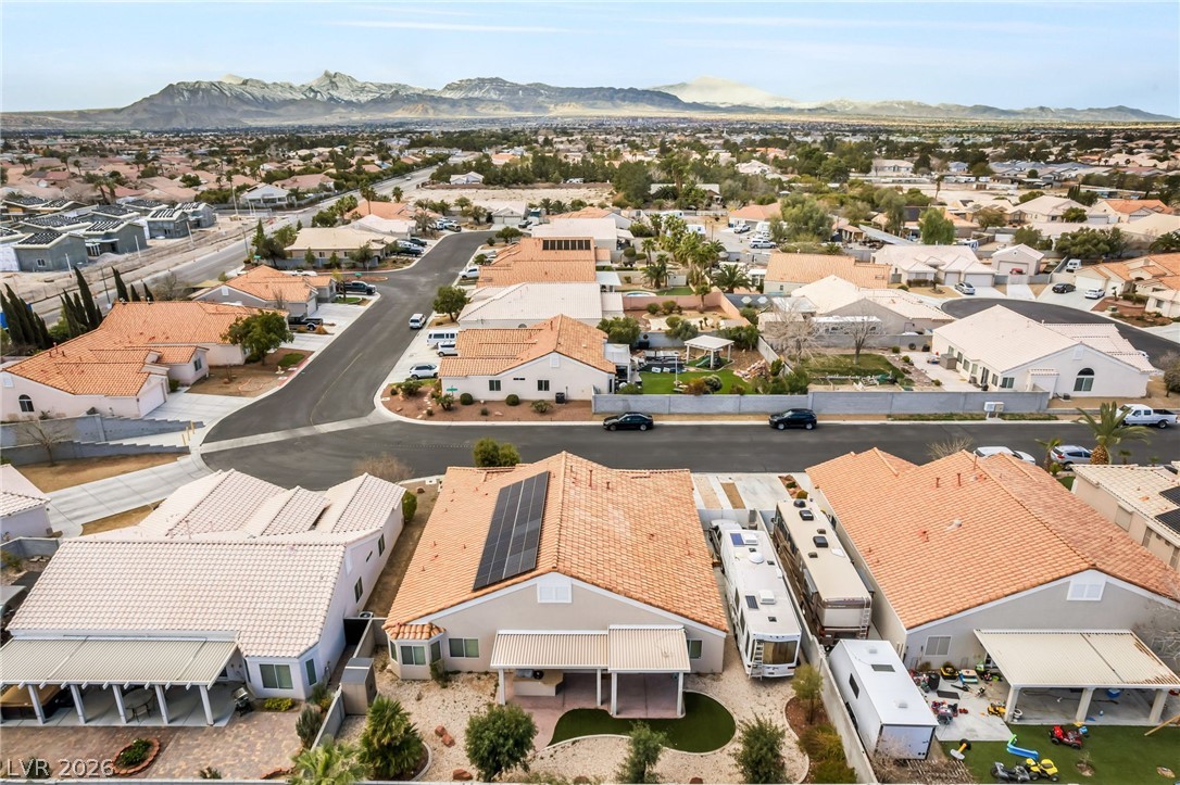 6816 Hazelnut Garden Street Las Vegas NV 89131