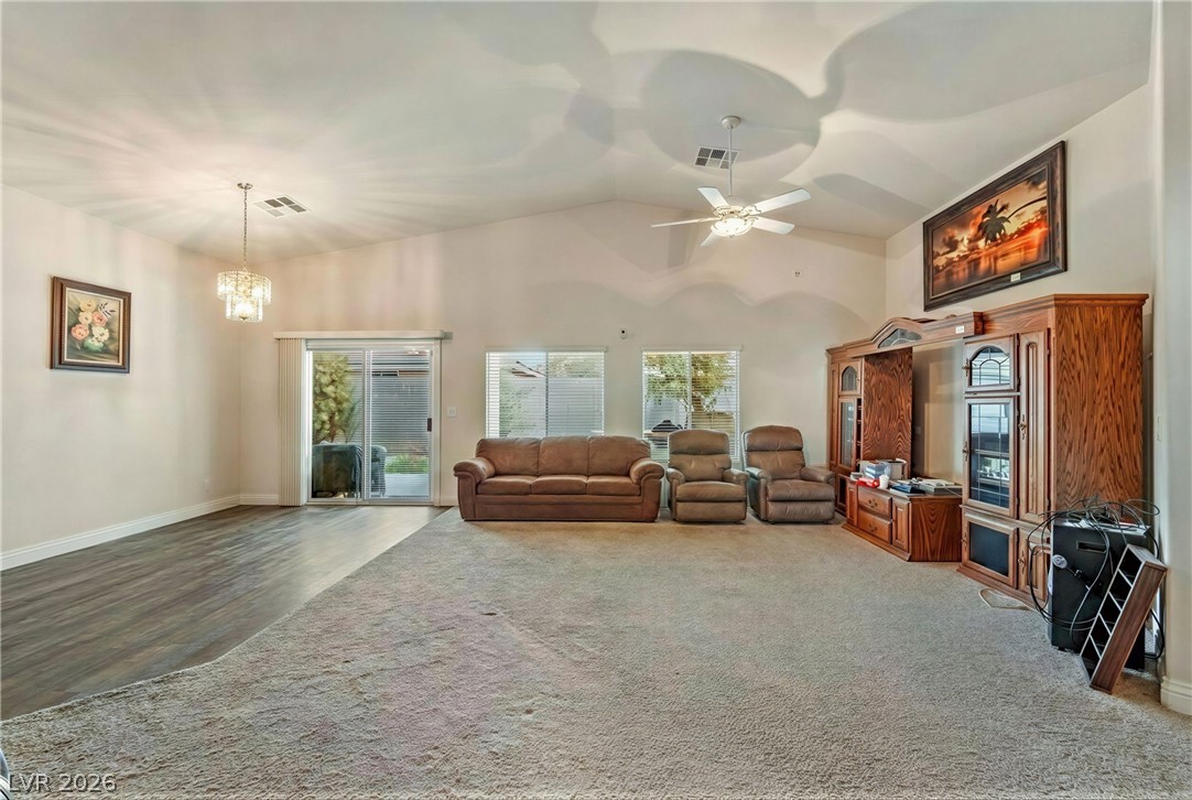 6816 Hazelnut Garden Street Las Vegas NV 89131