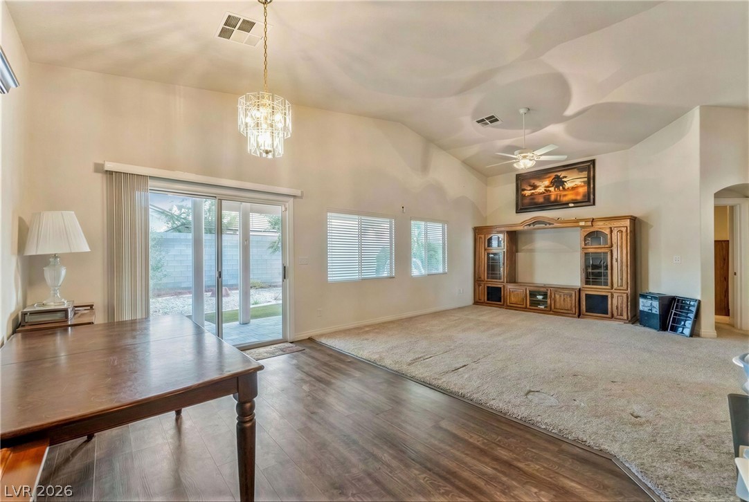 6816 Hazelnut Garden Street Las Vegas NV 89131