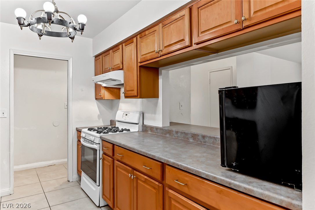 229 Shadow Lane Las Vegas NV 89106
