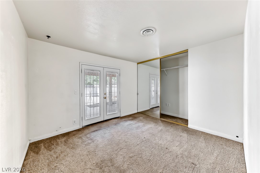 229 Shadow Lane Las Vegas NV 89106