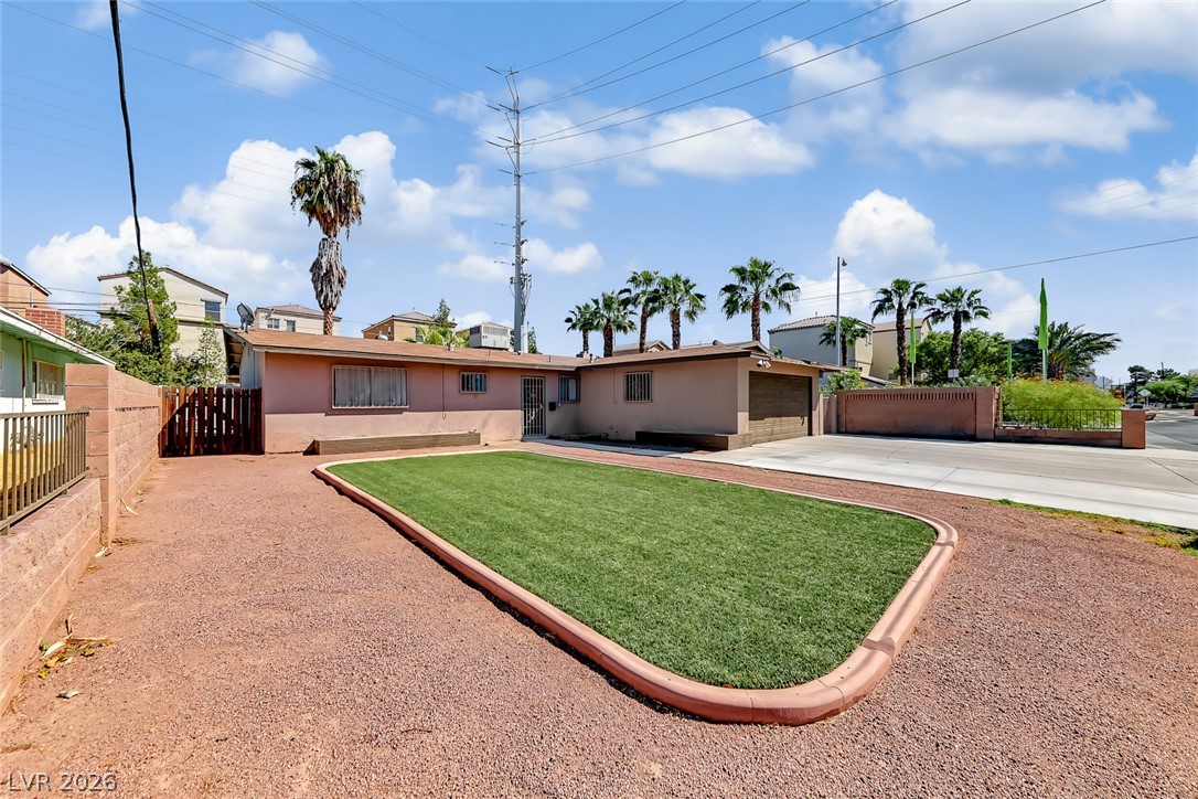 229 Shadow Lane Las Vegas NV 89106