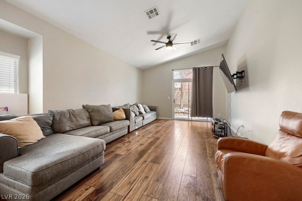 804 Brown Breeches Avenue North Las Vegas NV 89081