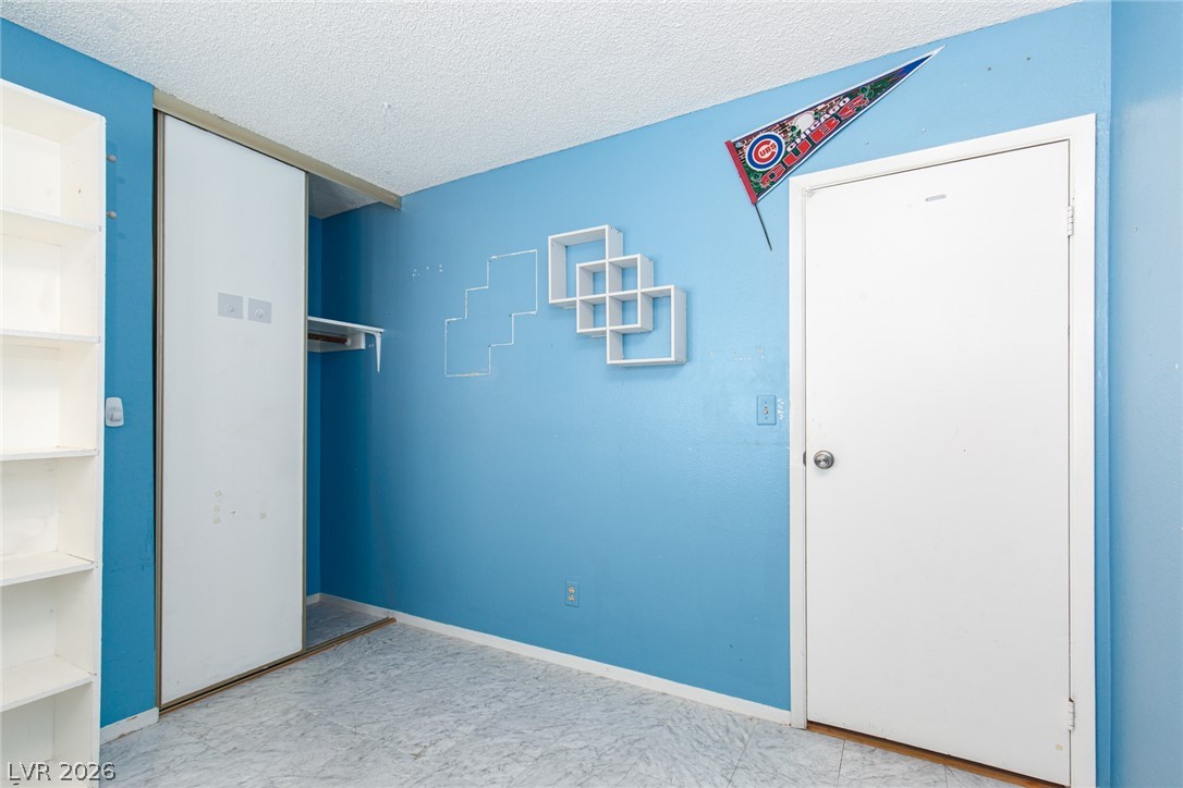 2709 Yardley Street Las Vegas NV 89102