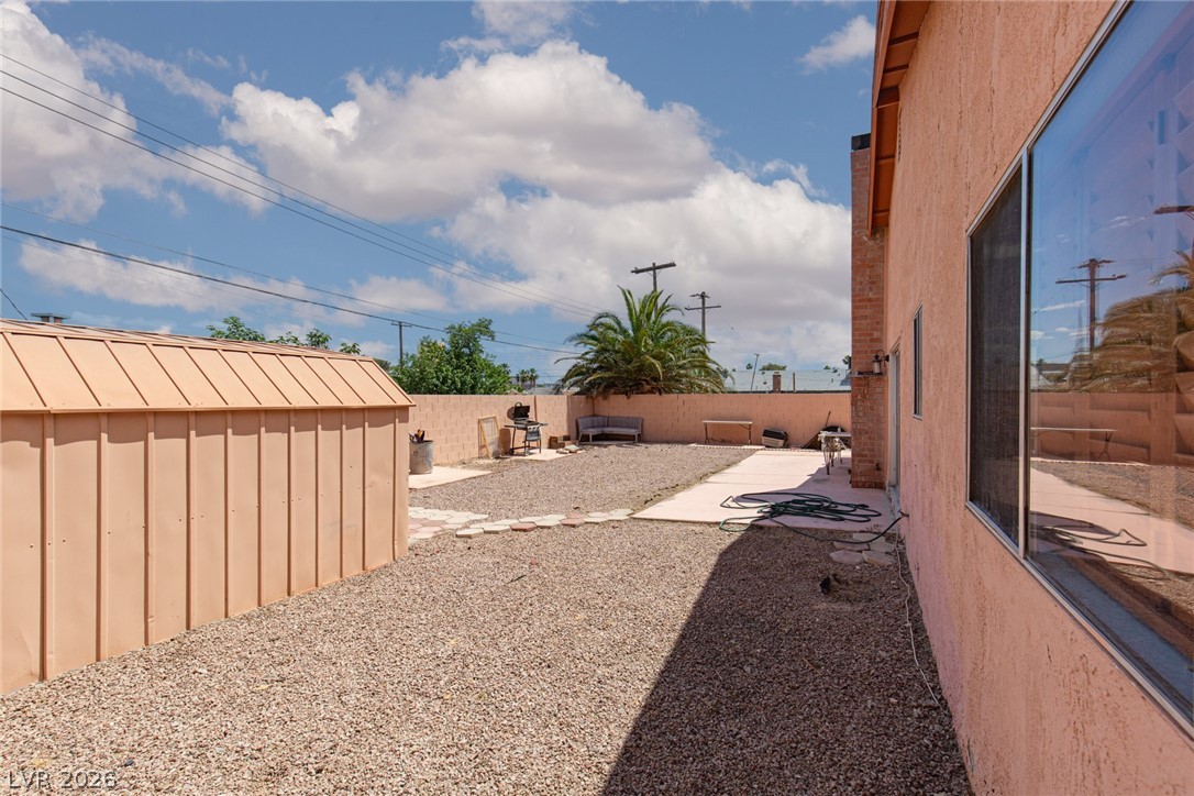 2709 Yardley Street Las Vegas NV 89102