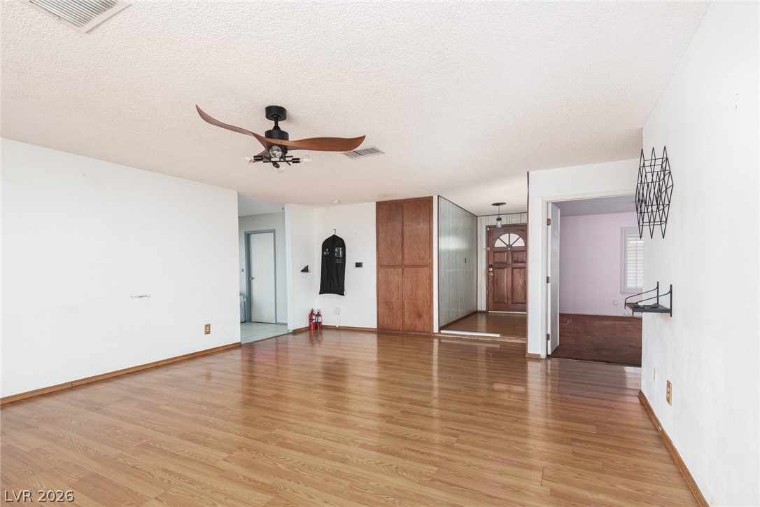 2709 Yardley Street Las Vegas NV 89102