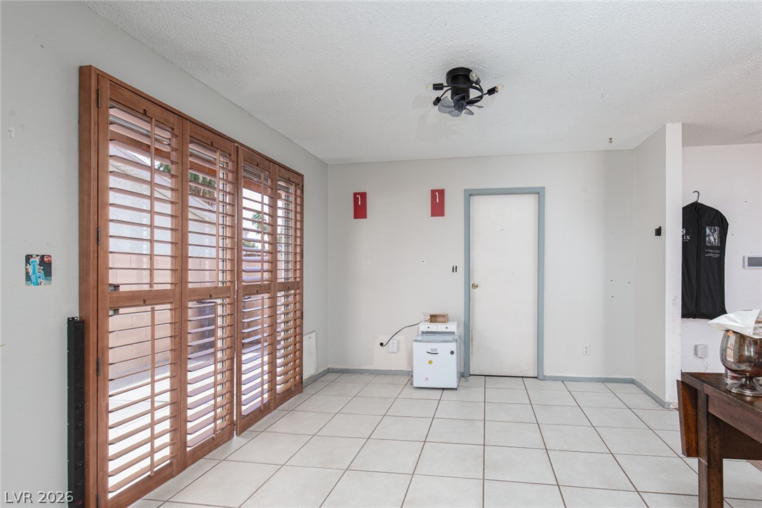 2709 Yardley Street Las Vegas NV 89102