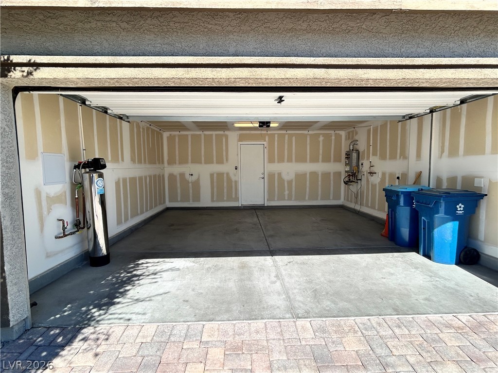 6594 Secret Grove Avenue Las Vegas NV 89130