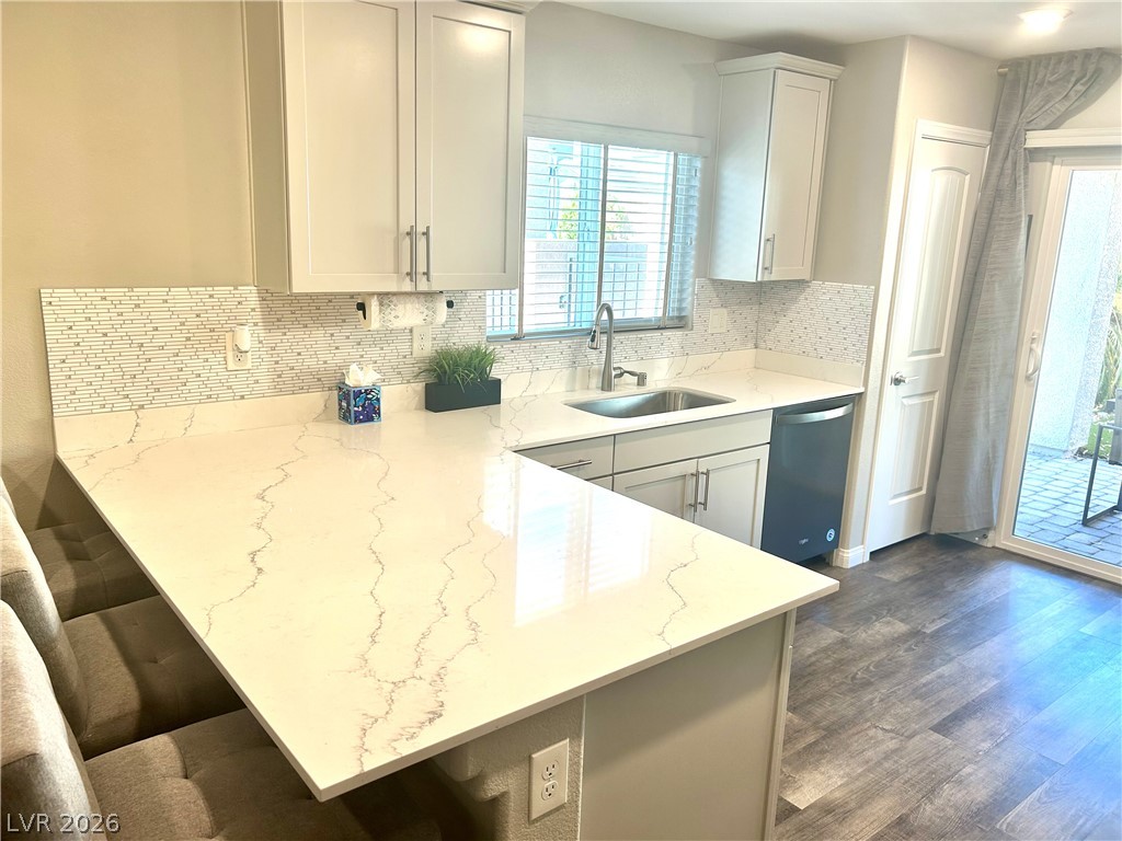 6594 Secret Grove Avenue Las Vegas NV 89130