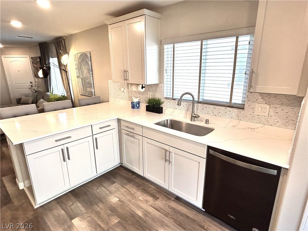 6594 Secret Grove Avenue Las Vegas NV 89130