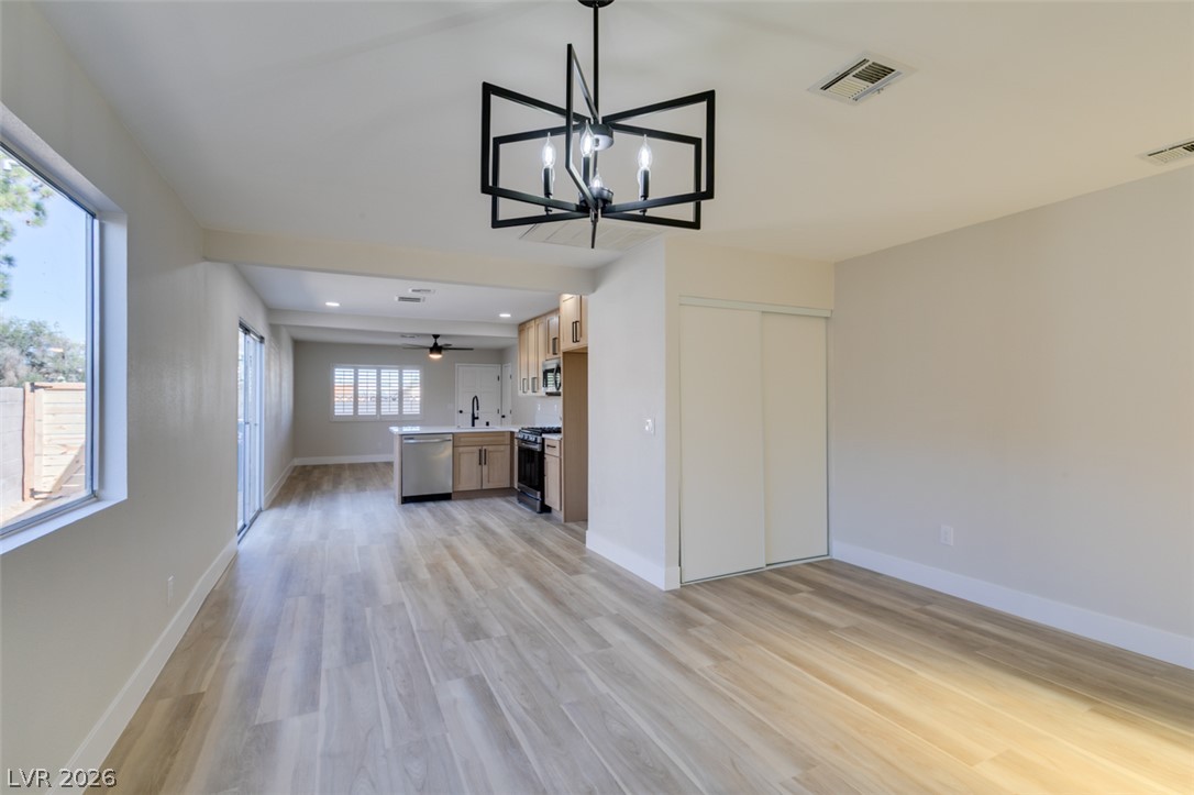 5197 Andover Drive Las Vegas NV 89122