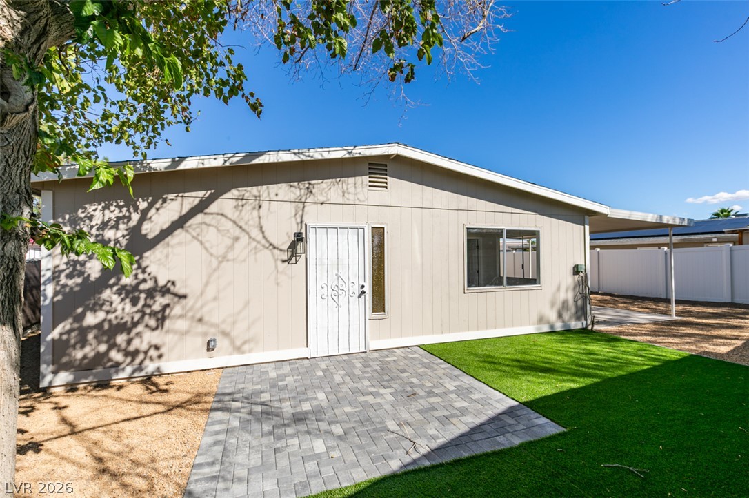 5197 Andover Drive Las Vegas NV 89122