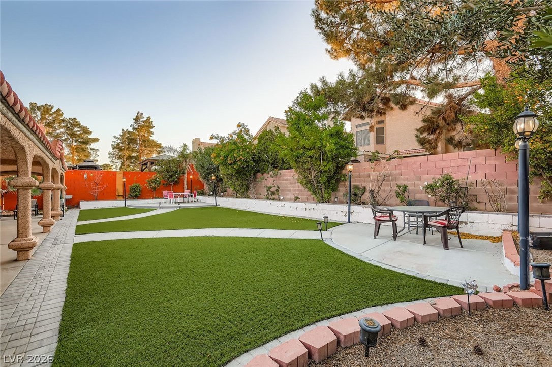 405 Donner Pass Drive Henderson NV 89014