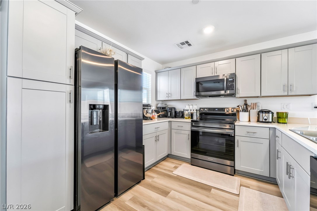 2775 Atomic Tangerine Way 1 Las Vegas NV 89183