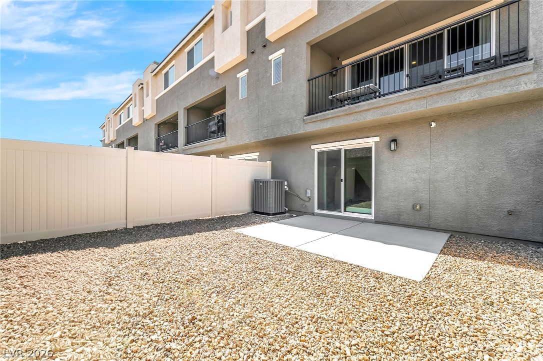 2775 Atomic Tangerine Way 1 Las Vegas NV 89183