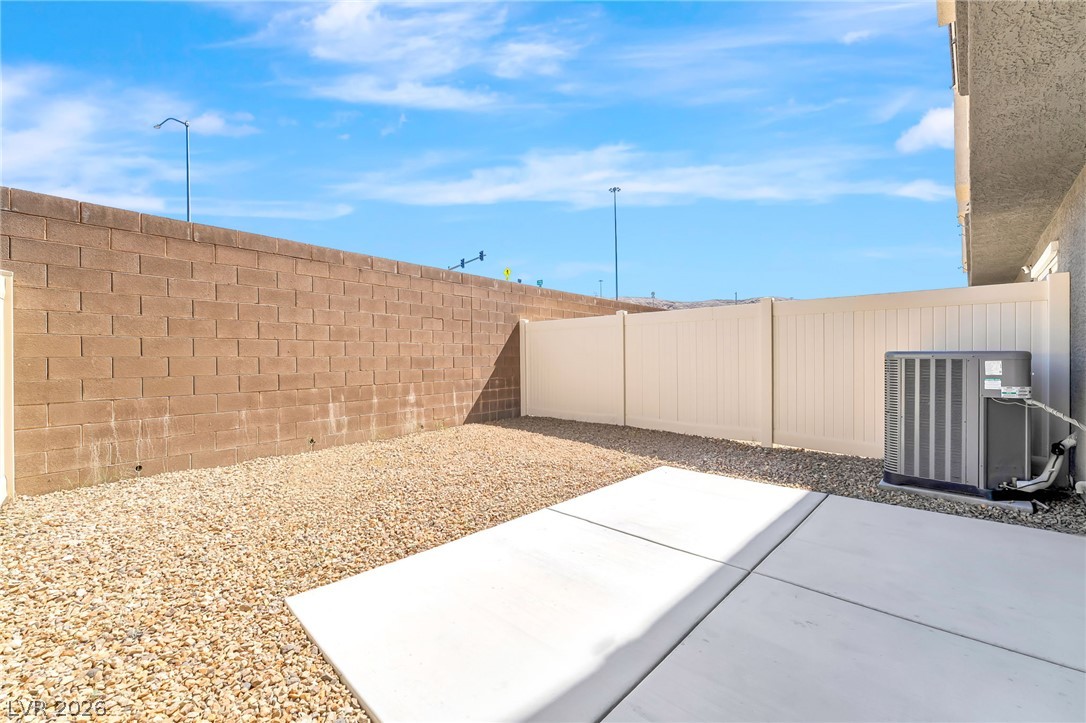 2775 Atomic Tangerine Way 1 Las Vegas NV 89183