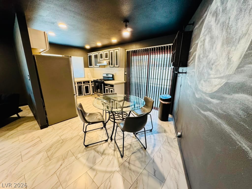 4672 Newton Drive Las Vegas NV 89121