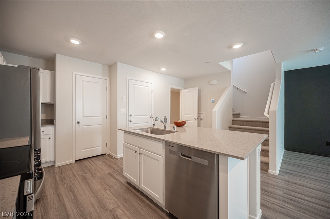 9937 Bumblebee Hills Street Las Vegas NV 89141