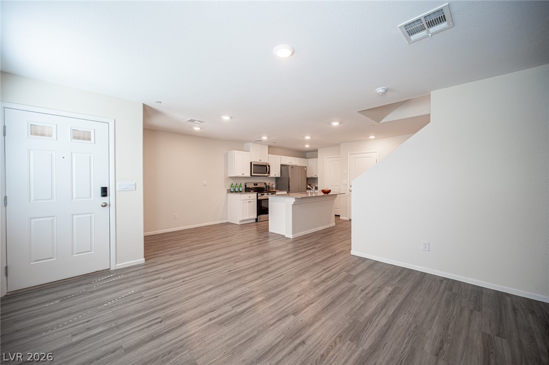 9937 Bumblebee Hills Street Las Vegas NV 89141
