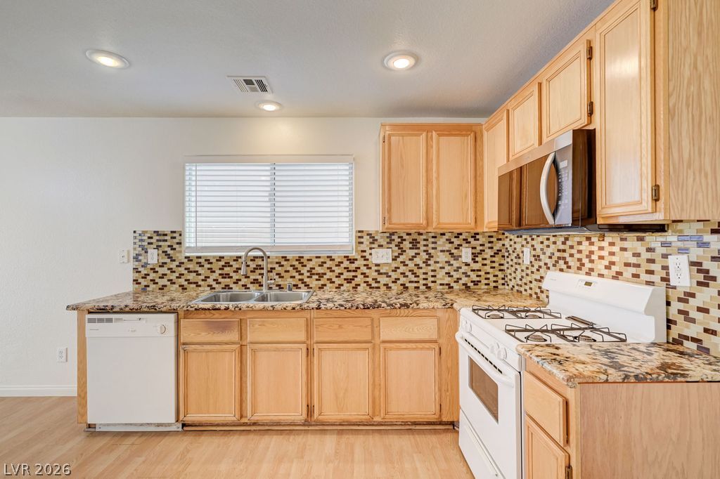 7242 Forefather Street Las Vegas NV 89148