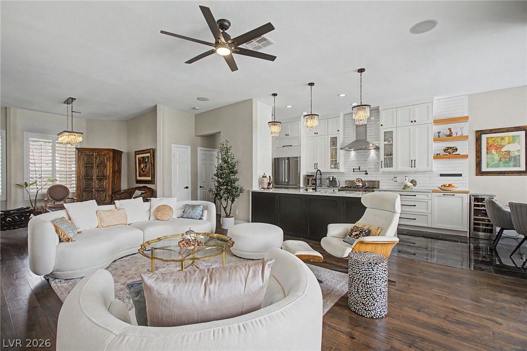 8624 Desert Bird Drive Las Vegas NV 89145