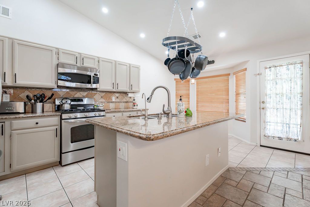 1341 Maplegrove Circle Las Vegas NV 89108