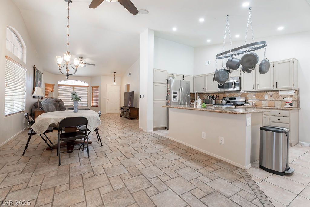 1341 Maplegrove Circle Las Vegas NV 89108