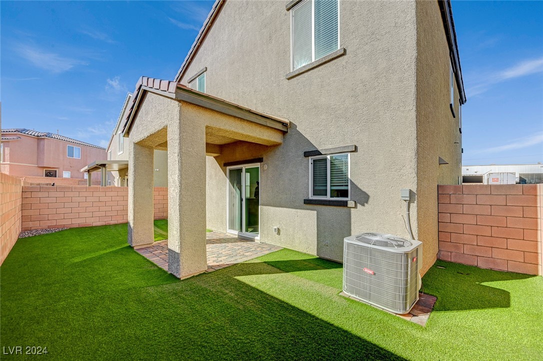 6223 Hamilton Avenue Las Vegas NV 89122