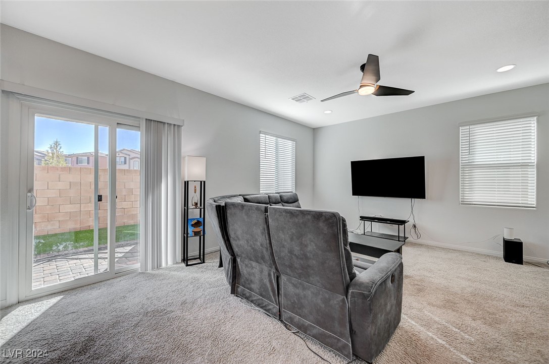 6223 Hamilton Avenue Las Vegas NV 89122