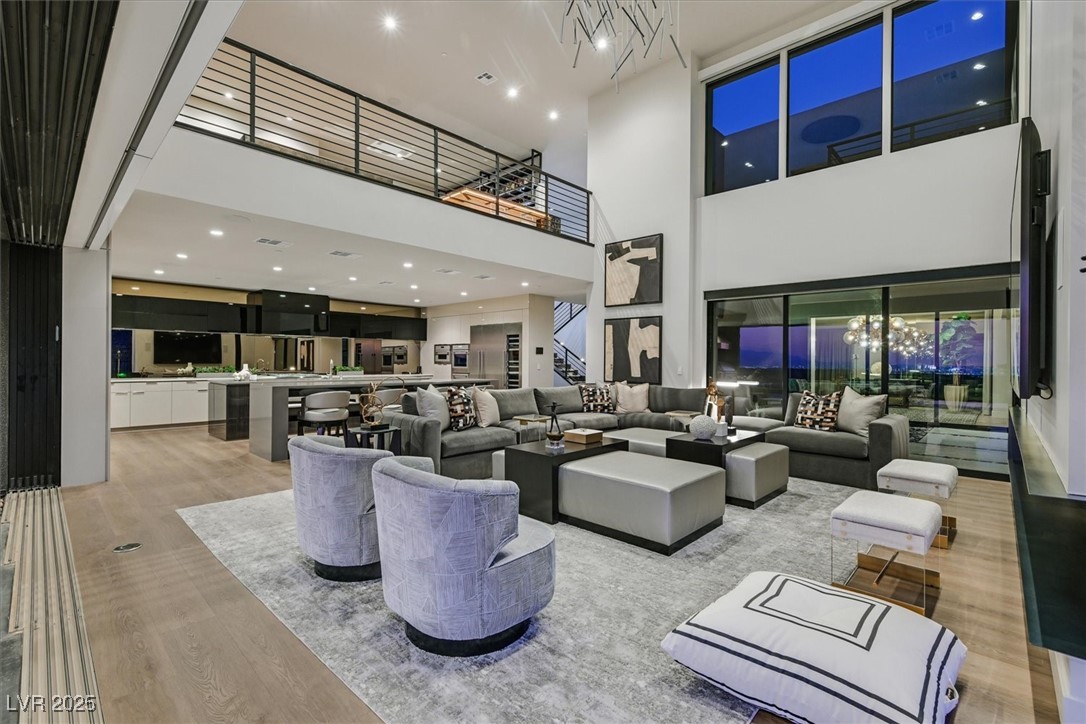 807 Magnum Cliff Court Henderson NV 89012