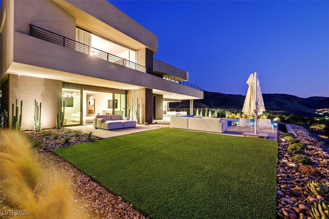 807 Magnum Cliff Court Henderson NV 89012