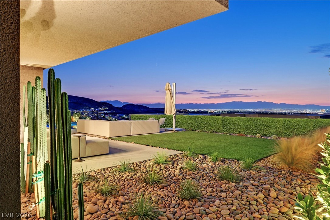 807 Magnum Cliff Court Henderson NV 89012
