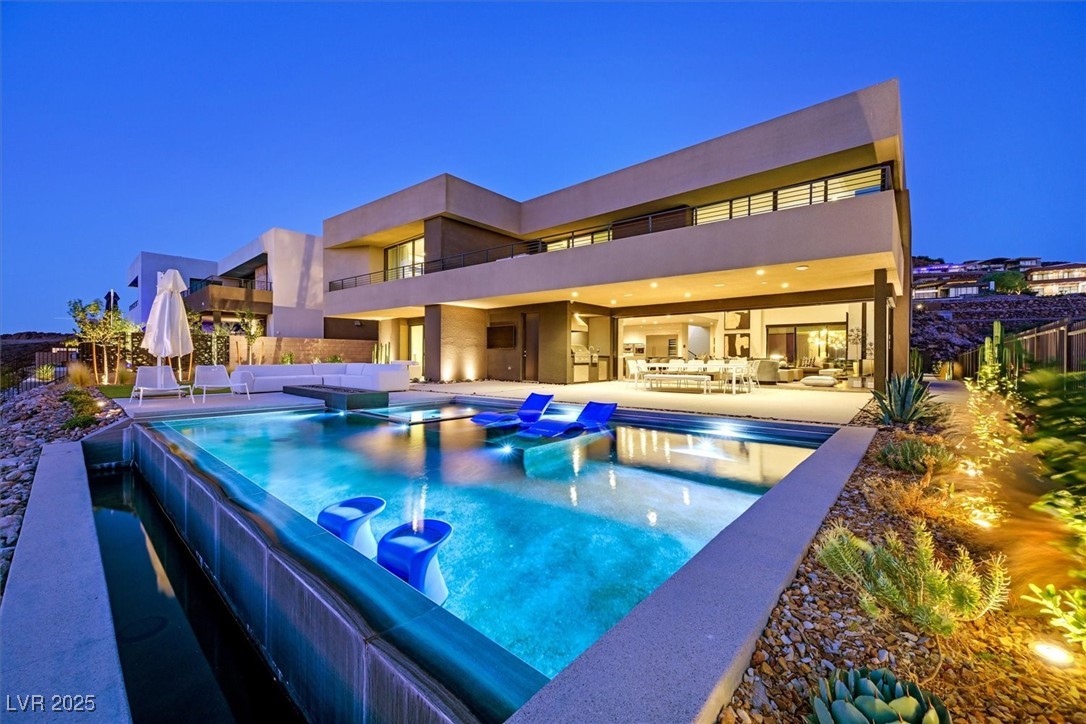 807 Magnum Cliff Court Henderson NV 89012