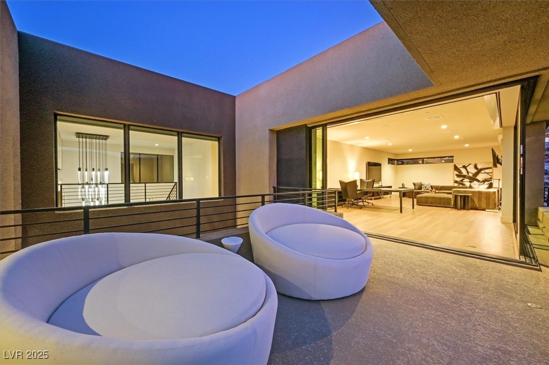 807 Magnum Cliff Court Henderson NV 89012