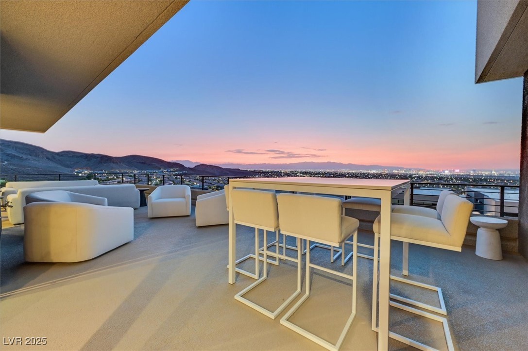 807 Magnum Cliff Court Henderson NV 89012