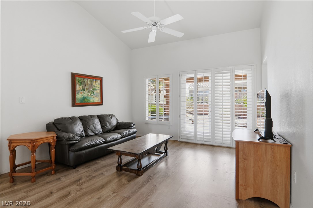 9917 Woodhouse Drive Las Vegas NV 89134
